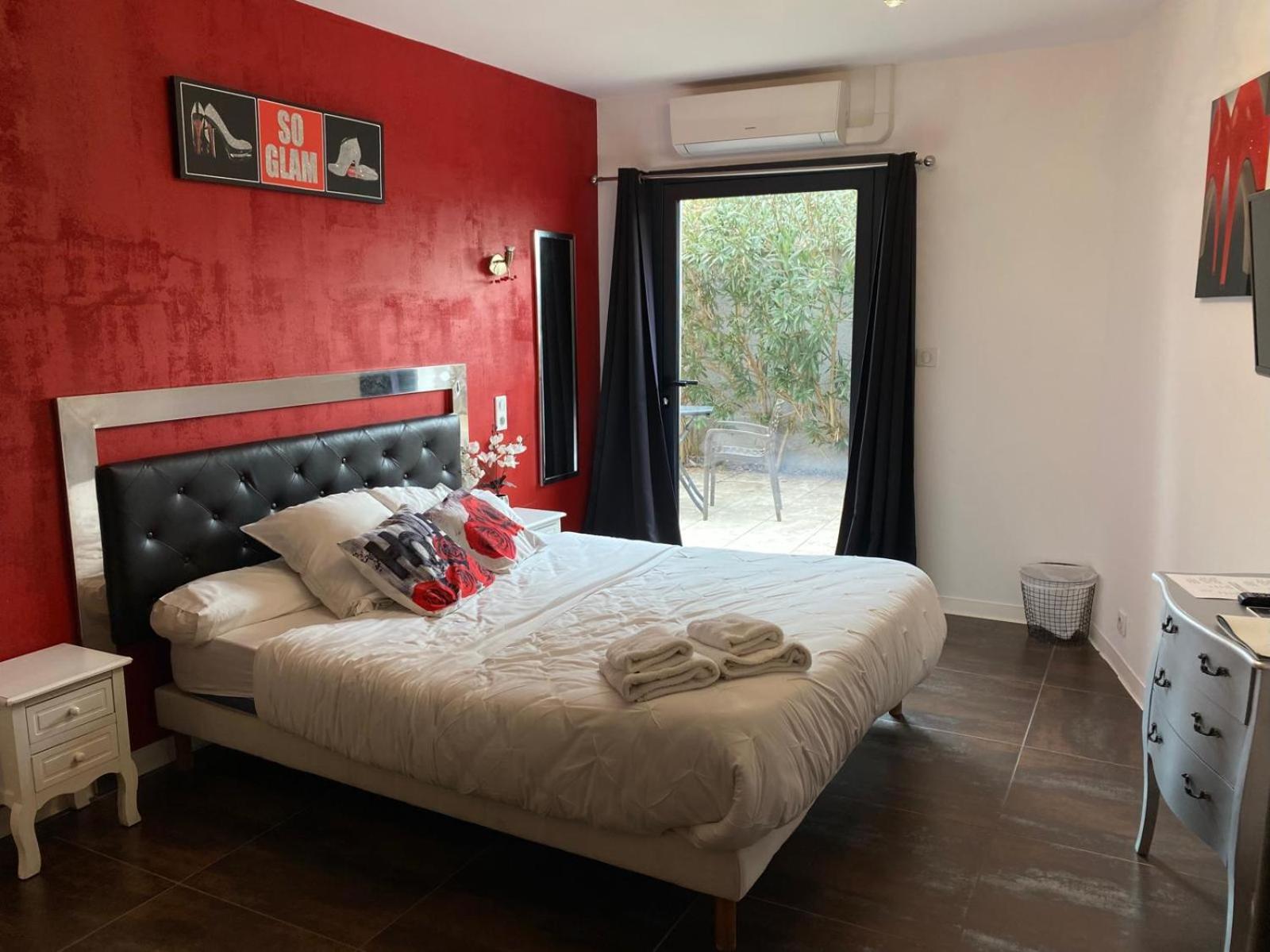 Auberge Les Galets Peyruis Bagian luar foto