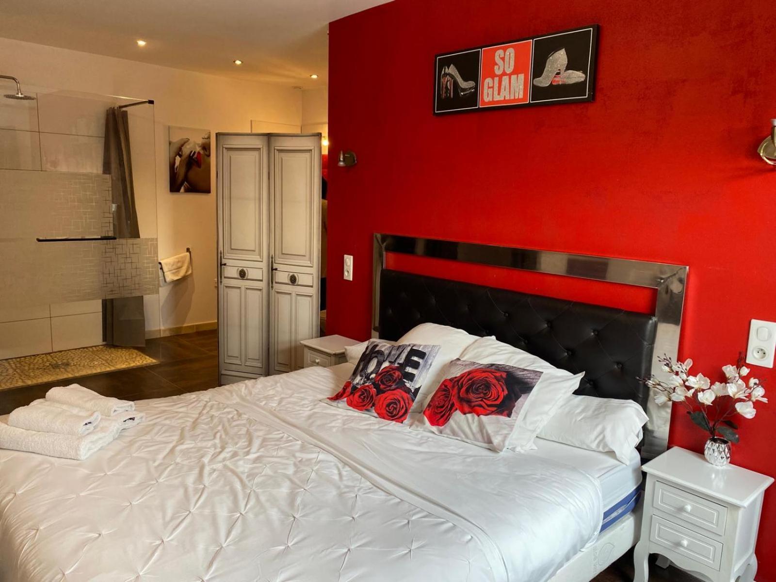 Auberge Les Galets Peyruis Bagian luar foto