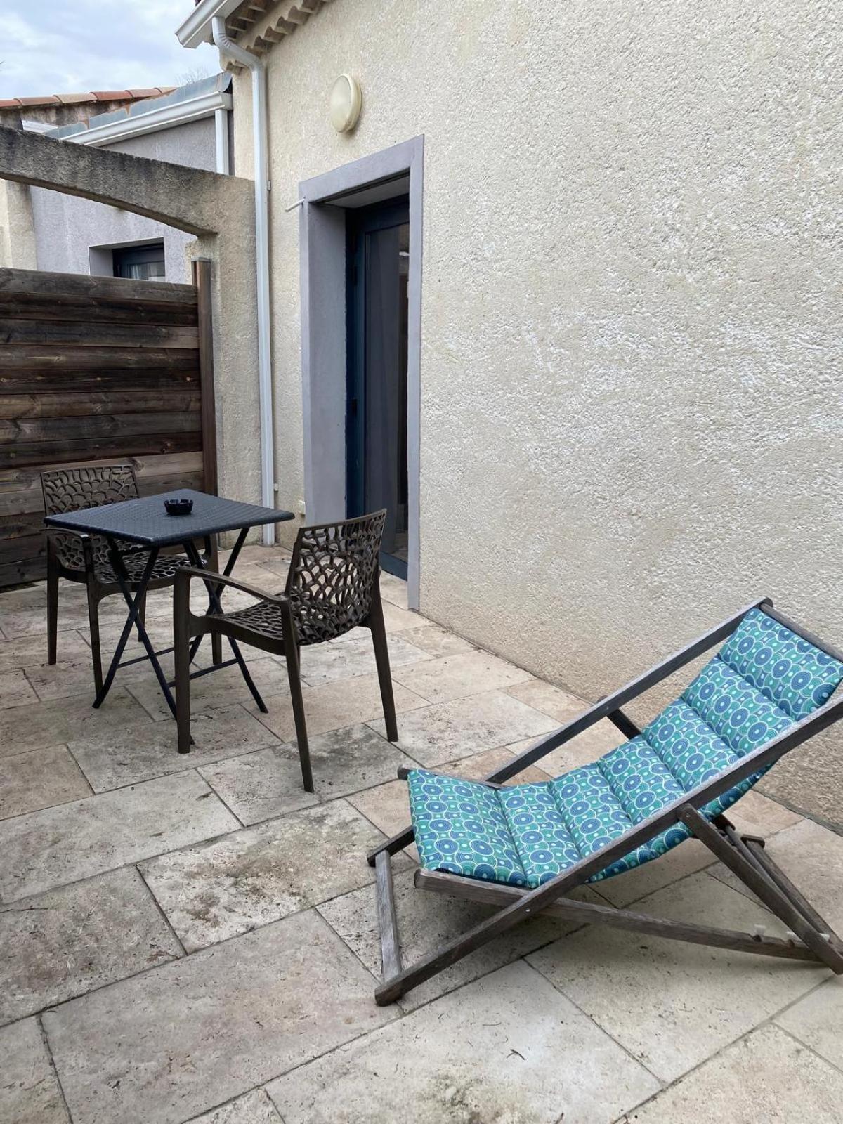 Auberge Les Galets Peyruis Bagian luar foto