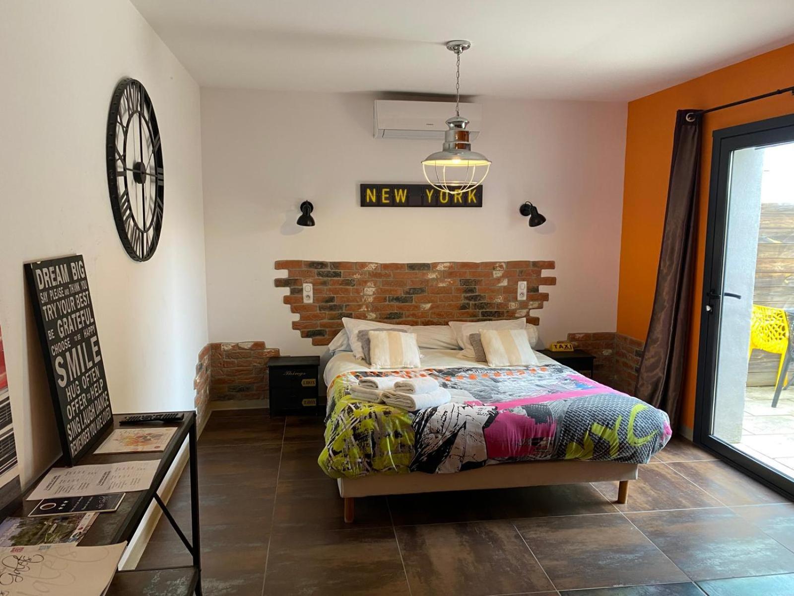 Auberge Les Galets Peyruis Bagian luar foto
